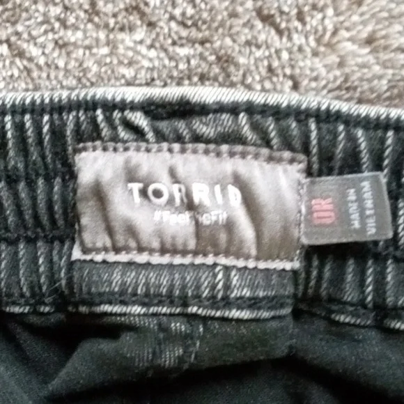 Torrid grayed black pull on drawstring pants with leg stripes - Picture 3 of 11